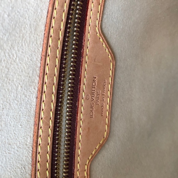 Authentic Louis Vuitton Babylon shoulder bag - Picture 10 of 15